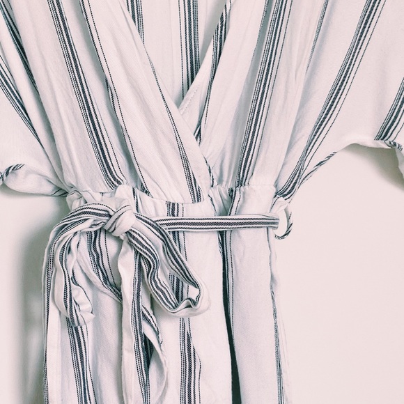 Lulu’s White Striped Short Sleeve V-Neck Romper - Picture 5 of 15